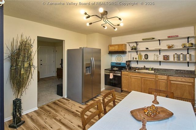 5219 Kel Dawn Circle, Cross Lanes, WV 25313