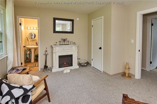 5219 Kel Dawn Circle, Cross Lanes, WV 25313