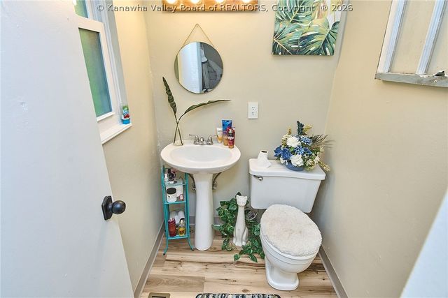 5219 Kel Dawn Circle, Cross Lanes, WV 25313