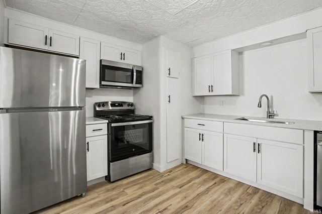 3117 Sunnymede Avenue, South Bend, IN 46615