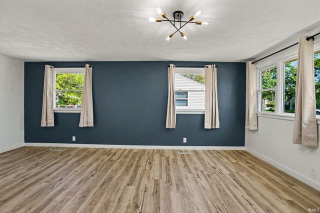 3117 Sunnymede Avenue, South Bend, IN 46615