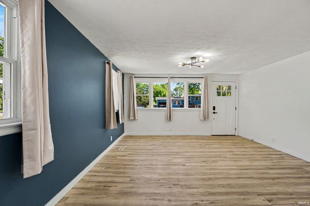 3117 Sunnymede Avenue, South Bend, IN 46615