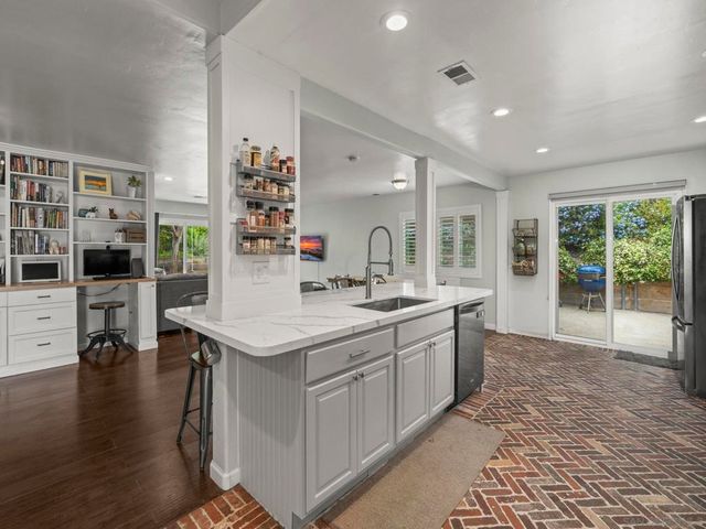 9644 Cecilwood, Santee, CA 92071