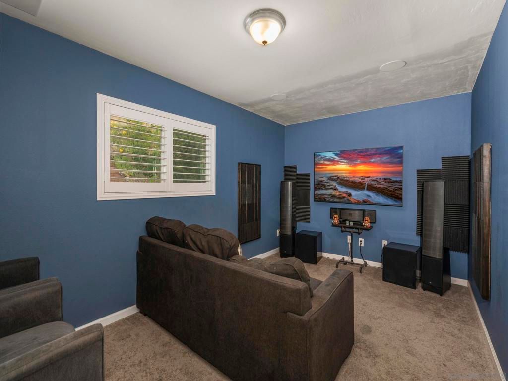 Image 27 of property listing at 9644 Cecilwood, Santee, CA 92071