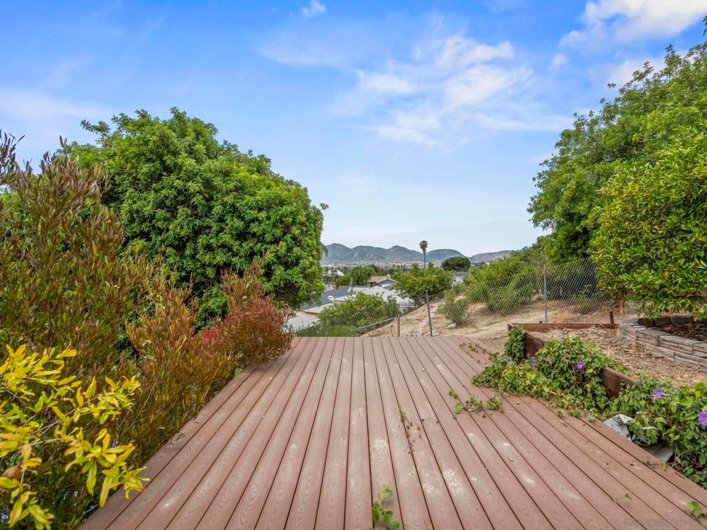 Image 37 of property listing at 9644 Cecilwood, Santee, CA 92071