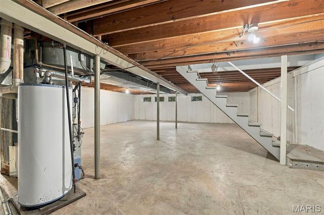 1009 Spinoza Place, Ballwin, MO 63011
