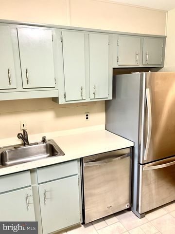 3602 RUSTIC LN #144, Wilmington, DE 19808