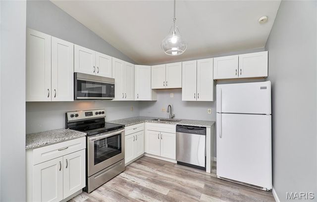 1936 Marine Terrace Drive J, Unincorporated, MO 63146