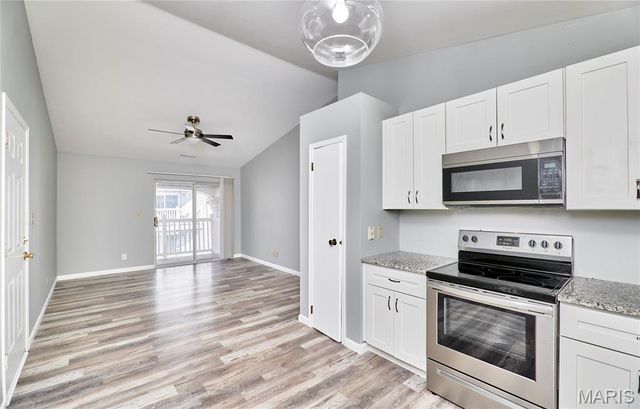 1936 Marine Terrace Drive J, Unincorporated, MO 63146