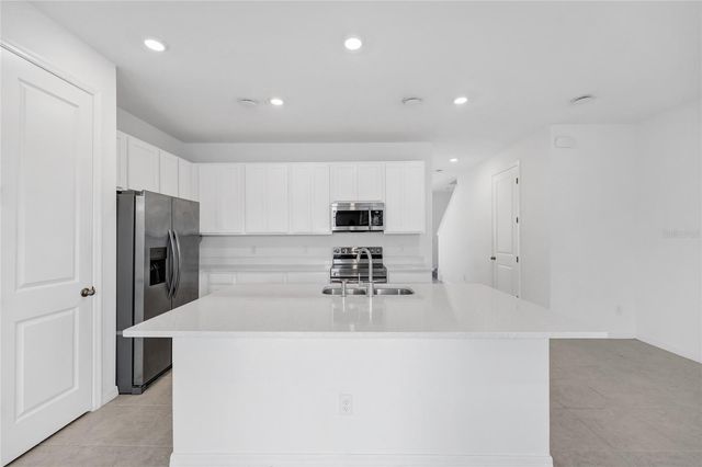 763 LONGBOAT DRIVE, Davenport, FL 33896