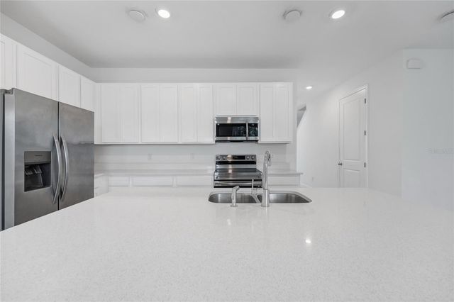 763 LONGBOAT DRIVE, Davenport, FL 33896