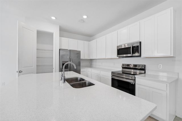 763 LONGBOAT DRIVE, Davenport, FL 33896