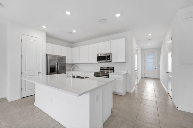 763 LONGBOAT DRIVE, Davenport, FL 33896