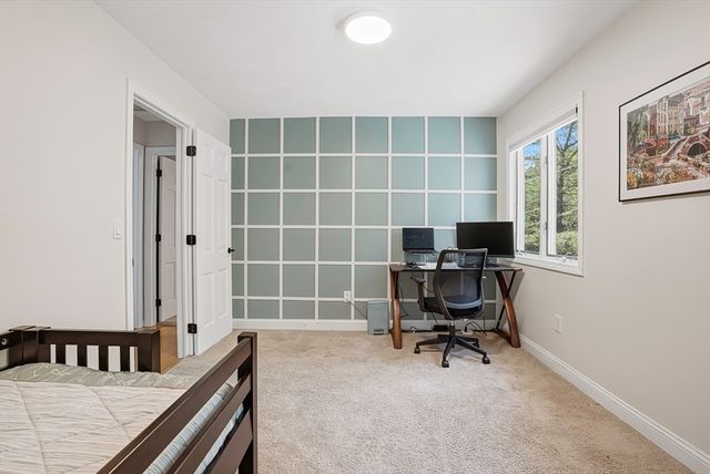 1239 Edgell Rd, Framingham, MA 01701
