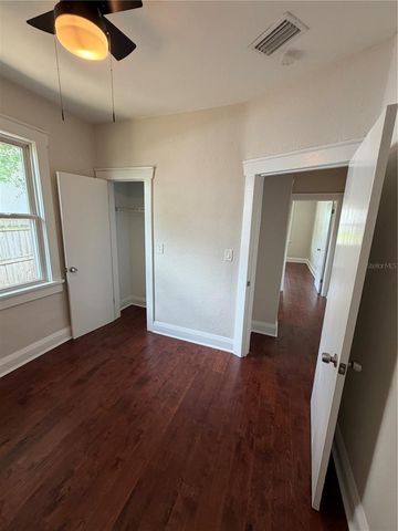 919 W PLYMOUTH STREET, Tampa, FL 33603