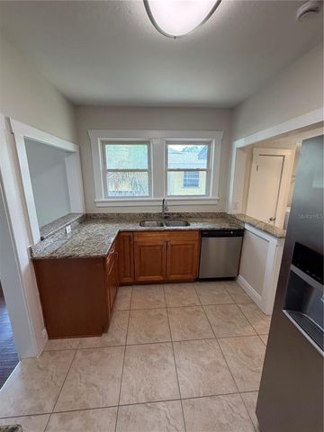 919 W PLYMOUTH STREET, Tampa, FL 33603