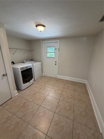 919 W PLYMOUTH STREET, Tampa, FL 33603
