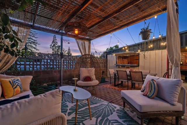 85 Broad St, Sutter Creek, CA 95685