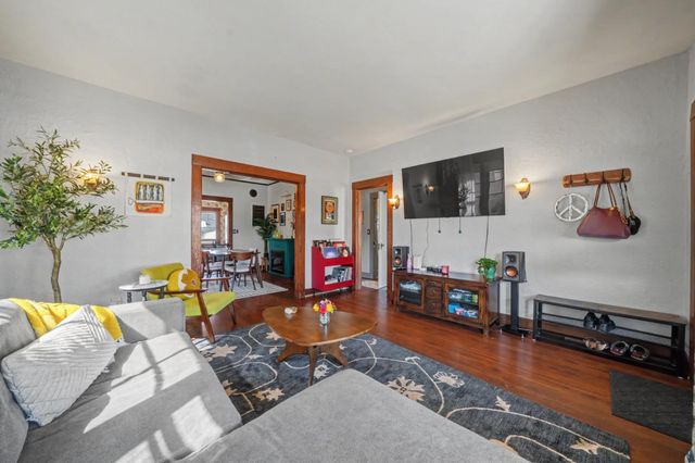 85 Broad St, Sutter Creek, CA 95685