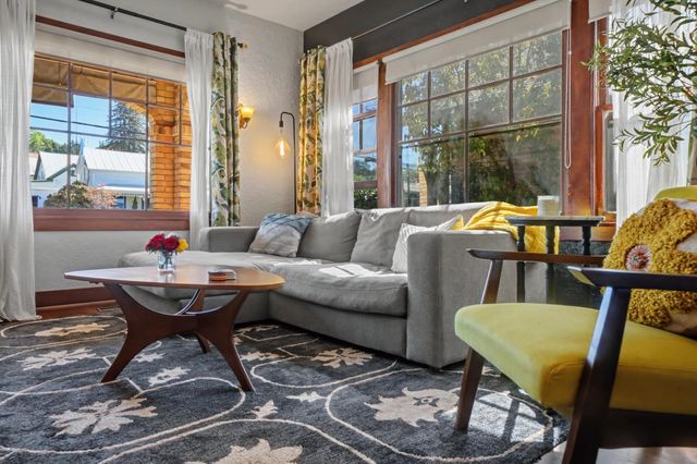 85 Broad St, Sutter Creek, CA 95685