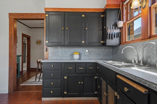 85 Broad St, Sutter Creek, CA 95685