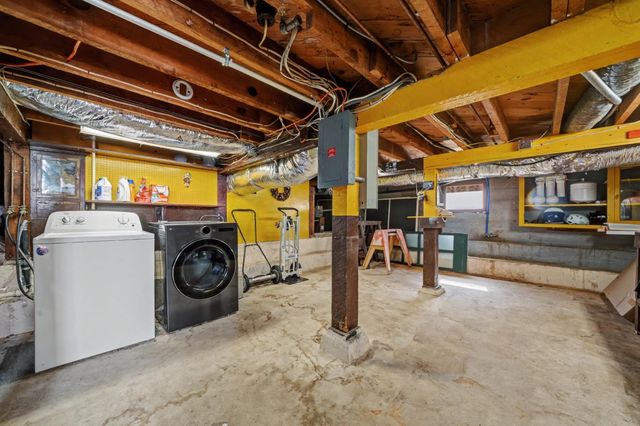 85 Broad St, Sutter Creek, CA 95685