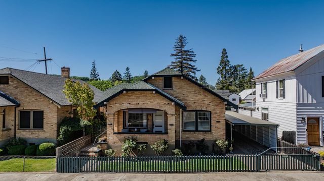 85 Broad St, Sutter Creek, CA 95685