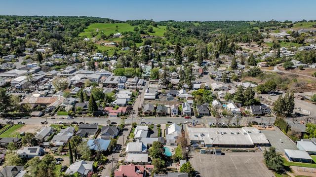 85 Broad St, Sutter Creek, CA 95685