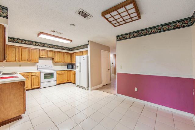 207 North French Quarter Drive, Houma, LA 70364