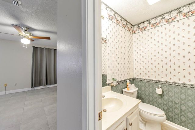 207 North French Quarter Drive, Houma, LA 70364