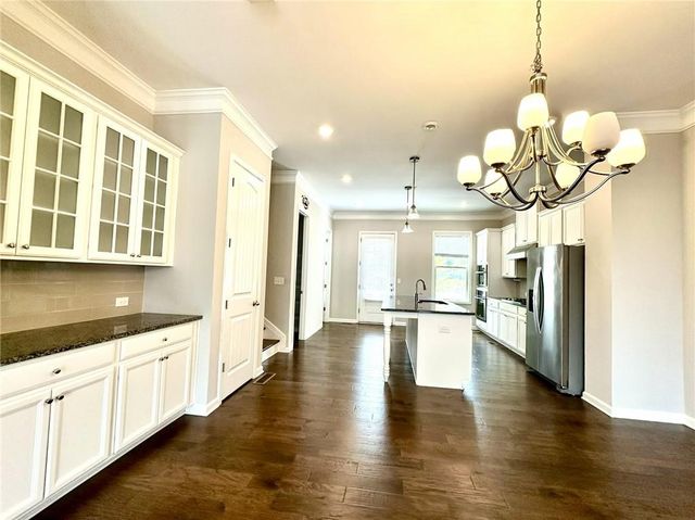 521 Headwind Way, Alpharetta, GA 30005
