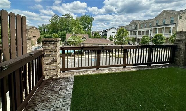 521 Headwind Way, Alpharetta, GA 30005