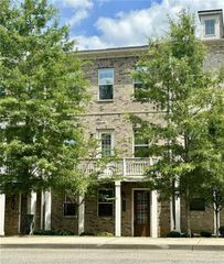 521 Headwind Way, Alpharetta, GA 30005