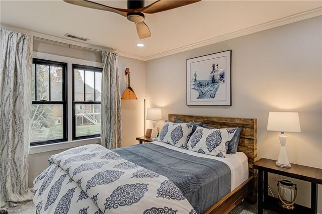 445 Ashbry Run Drive, Winston-salem, NC 27106