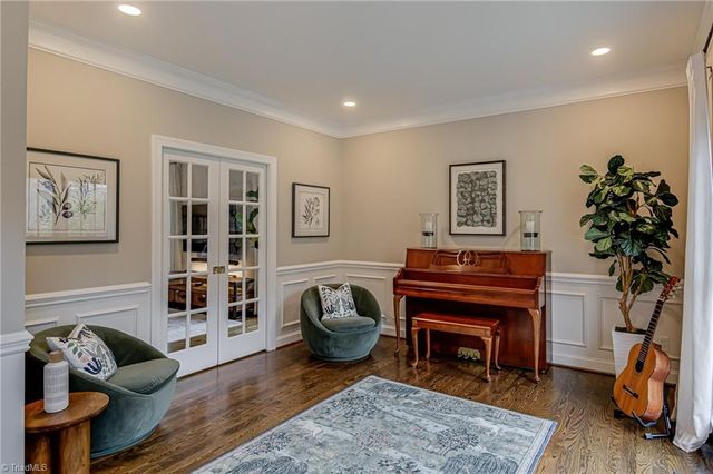 445 Ashbry Run Drive, Winston-salem, NC 27106