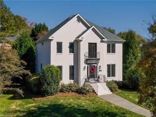 445 Ashbry Run Drive, Winston-salem, NC 27106
