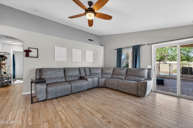 1792 E APPALOOSA Road, Gilbert, AZ 85296