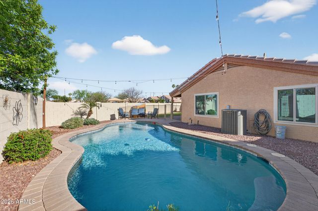 1792 E APPALOOSA Road, Gilbert, AZ 85296