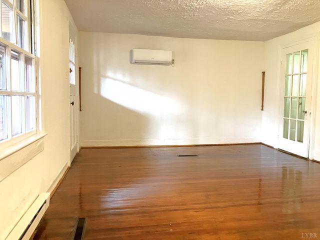 2256 Palm St, Lynchburg, VA 24502