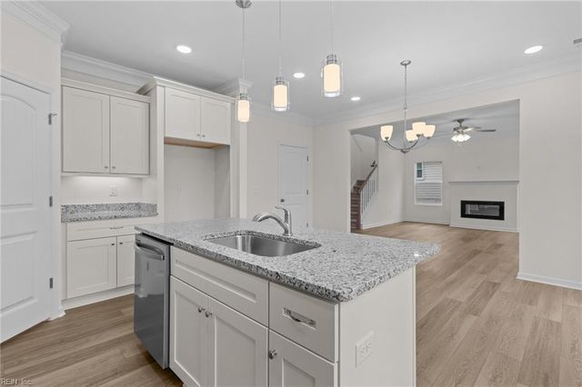 385 Sampson AVE, Hampton, VA 23661