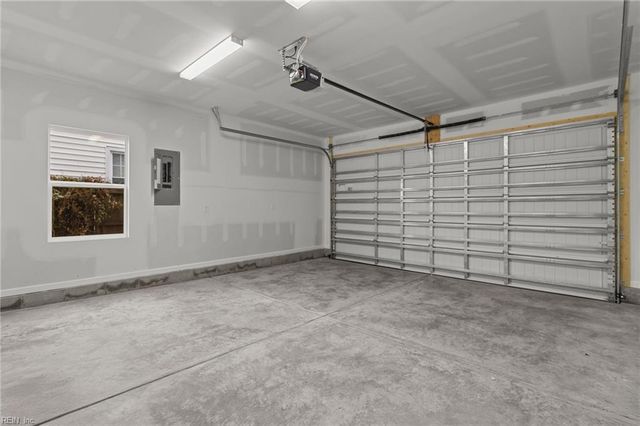 385 Sampson AVE, Hampton, VA 23661