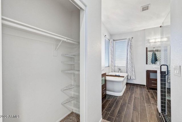 11530 W Palm Brook Drive, Avondale, AZ 85392