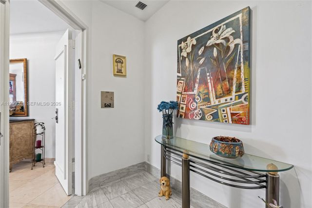 3802 NE 207th St 2704, Aventura, FL 33180