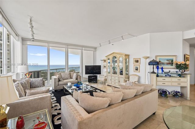 3802 NE 207th St 2704, Aventura, FL 33180