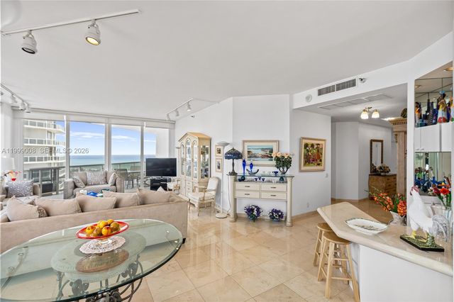 3802 NE 207th St 2704, Aventura, FL 33180