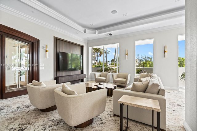 3802 NE 207th St 2704, Aventura, FL 33180