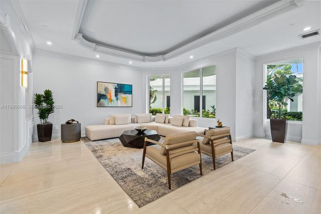 3802 NE 207th St 2704, Aventura, FL 33180