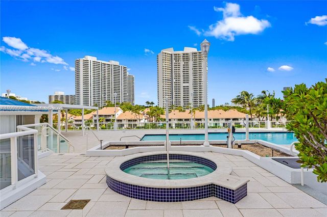 3802 NE 207th St 2704, Aventura, FL 33180