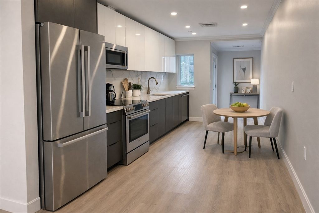 25 2nd Street 301, Chelsea, MA 02150