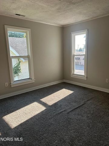 4112 Lewis Avenue, Toledo, OH 43612